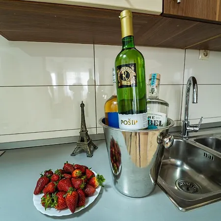 Diocles Place Apartamento *