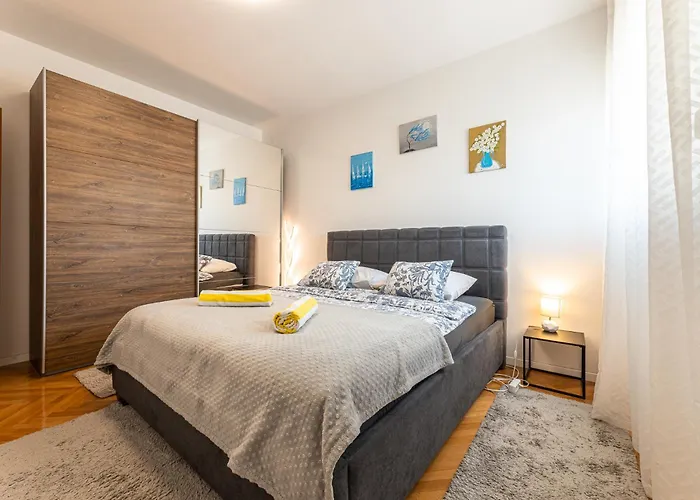 Diocles Place Apartamento *